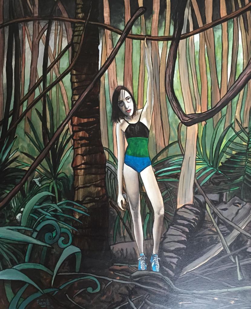 Femme dans la forêt tropicale